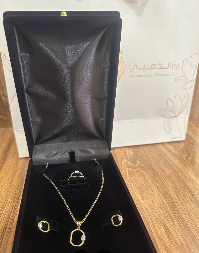 روز الذهبي للذهب - Rose Gold 4