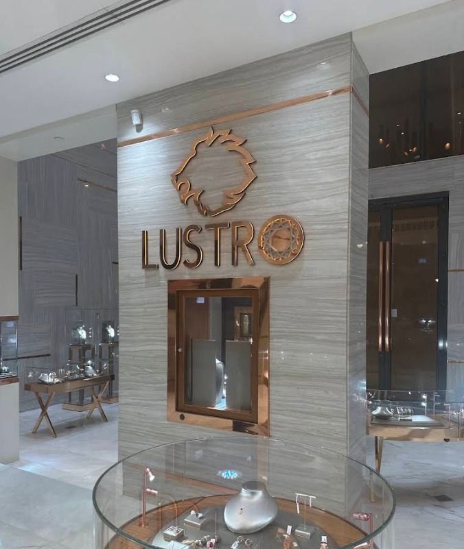 LUSTRO 4