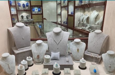 شركة بيت عزوز للذهب والمجوهرات والهدايا 2